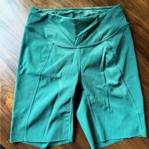 Janji Pace Short 7 inch Green